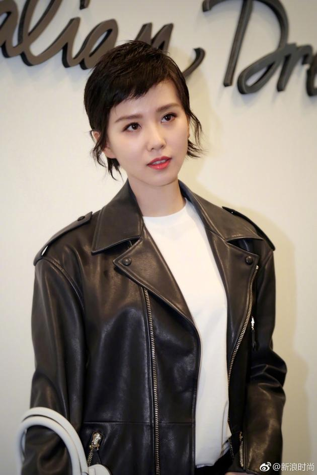 刘诗诗一言不合剪短发 攻气女王霸气登场服不服