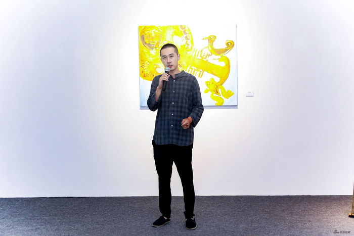 独立策展人徐烜