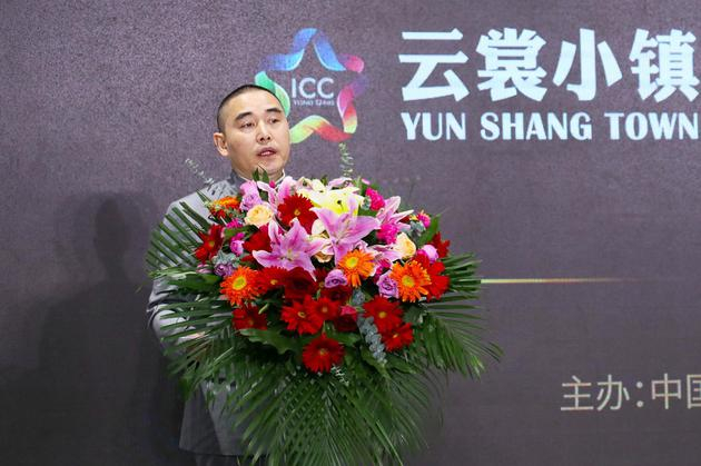 云裳小镇董事长卢坚胜