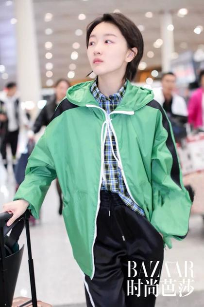 周冬雨
