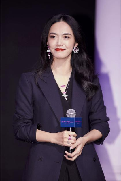 派对活动上宣布中国知名演员姚晨出任APM Monaco全球品牌大使
