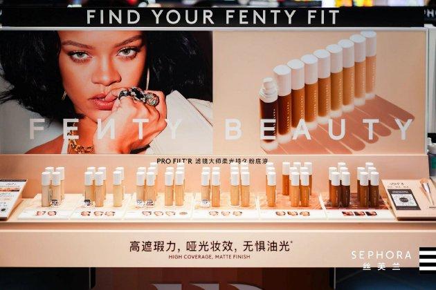  FENTY BEAUTY filter master soft light lasting foundation liquid meets the needs of multiple skin colors with 50 foundation colors