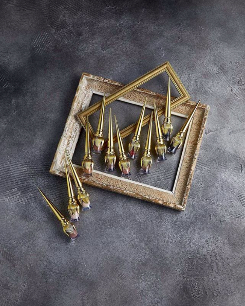 眼影图片来源louboutinbeaute Instagram