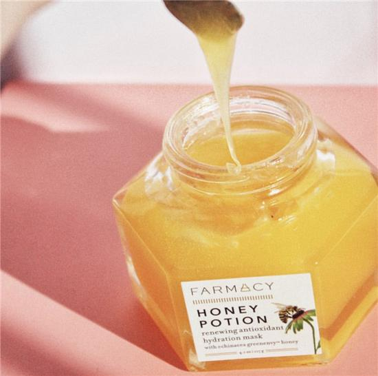 Farmacy的蜂蜜面膜 图片来源ins farmacybeauty