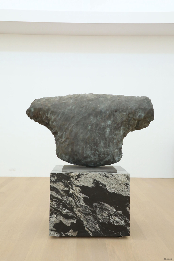 启示18.6.30，铜，200 x 68 x 116 cm，2018