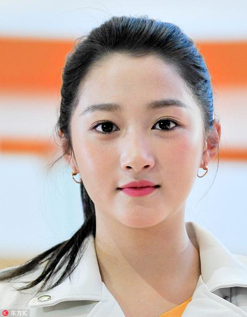 关晓彤