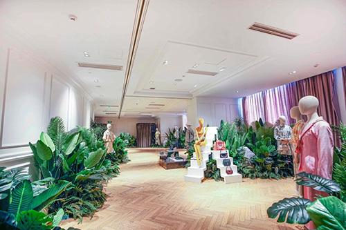 北京老佛爷百货四层VIP室-‘春色旎生’主题2021春夏新品预览活动现场