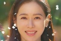 岁月不败美人说腻了,但过生日的孙艺珍不