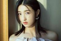 张子枫惊喜蜕变 她穿的每一件我都想要链接!