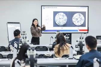 NGTC钻石鉴定讲师教授天然钻石理论课程