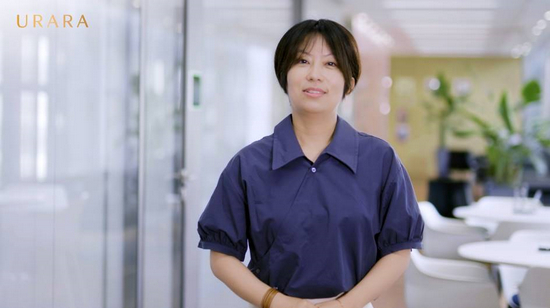 悠莱市场部部长原蓝女士