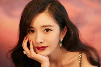 女星都爱的经典红唇妆