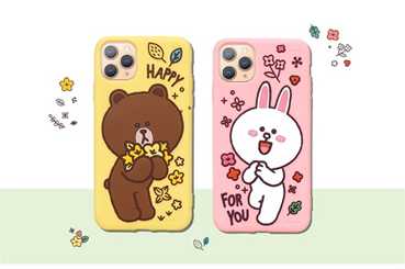 LINE FRIENDS 情侣硅胶手机壳 RMB 198