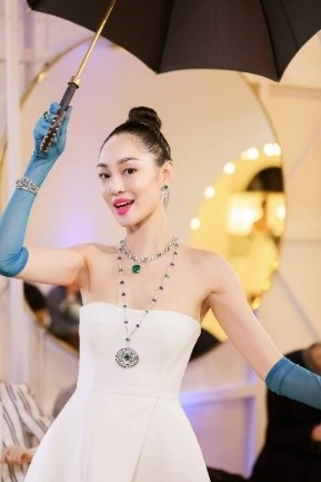 宝格丽Cinemagia光影奇遇高级珠宝模特秀