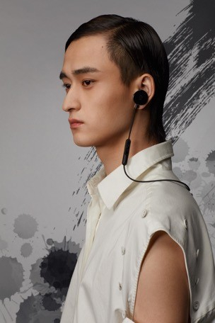 I AM+陶瓷版Buttons 2.5简约纯粹的时尚感