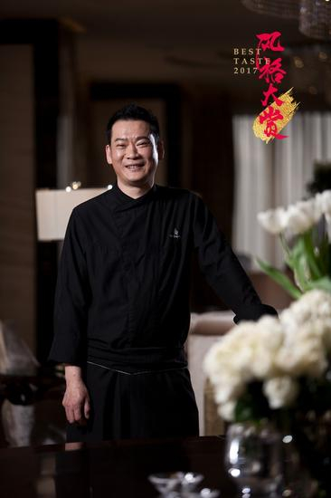 餐厅主厨 李强