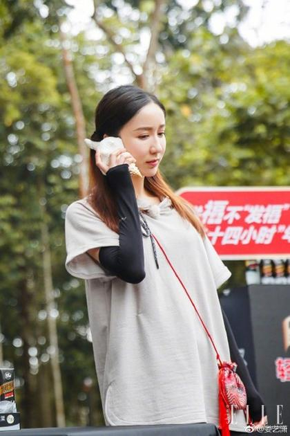 娄艺潇参加《二十四小时》