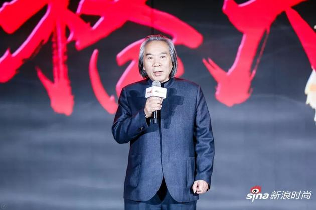 著名花鸟画画家、天津美术学院研究生导师霍春阳
