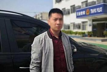 4万网购奔驰 上路被拘