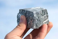 特朗普会晤中亚五国寻求稀土合作，全球关键矿产博弈再升级