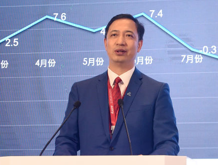 中国铝业集团有限公司副总经理、中国铝业股份有限公司总裁 卢东亮