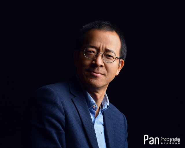 新东方集团董事长俞敏洪