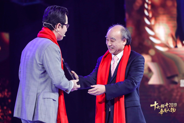 张昌武荣获“2019经济年度人物新锐奖”（全程回顾）