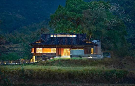  兜兰小筑夜景&nbsp;受访者供图