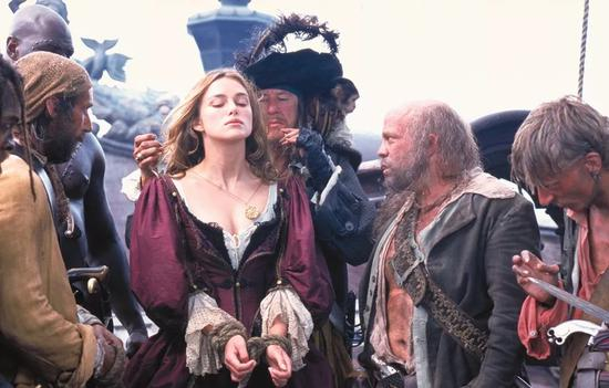 《加勒比海盗》|那个年代的商船，与海盗无异