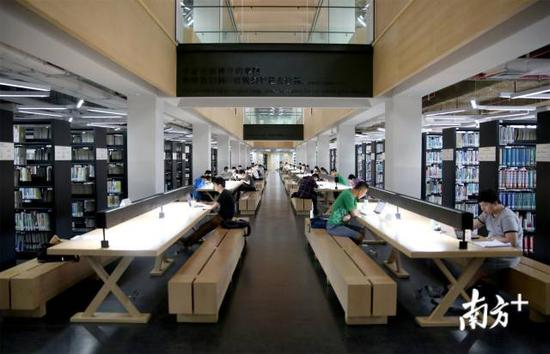 汕头大学图书馆 南方日报记者 万稳龙 摄
