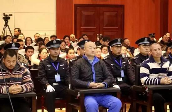 庭审现场（来源：双牌县法院网）