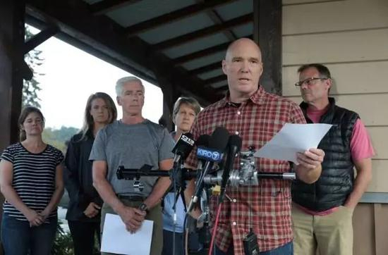 　▲罗素家人朋友发表声明 &nbsp; 图据《华盛顿邮报》