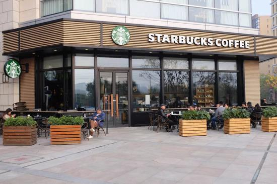 星巴克。摄影：高婧