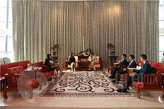2018年4月，海航集团创始人、董事长王健在海航总部接受《中国经济周刊》专访