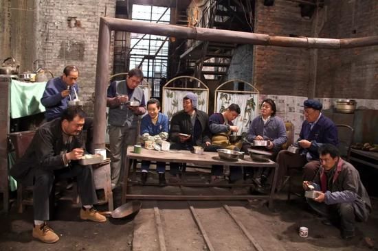 ▲《钢的琴》| 亏损不断，直接压垮了集团