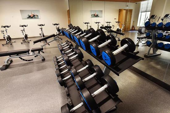 嗯，中途去了一趟卫生间，配套设施了解一下。