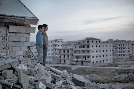 沙、死亡和加密币——这个故事可没有《爱、死亡和机器人》那么性感。