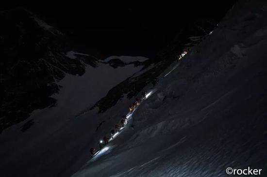 来自珠峰摄影师Rocker