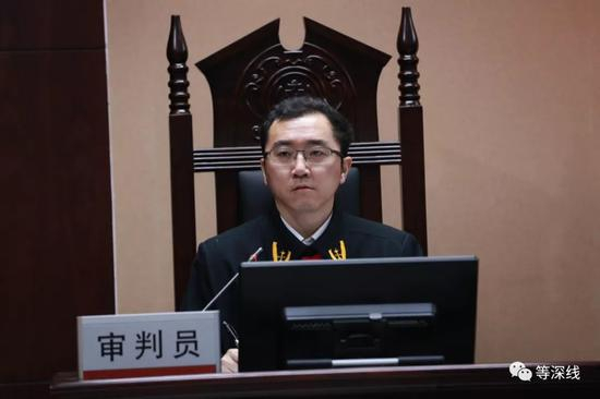 该案二审主审法官（审判长）、北京市三中院刑一庭于靖民。&nbsp;《等深线》记者 孟庆伟 &nbsp;摄影