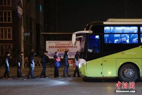  资料图：北京通勤车。中新社发 王骏 图文不相关