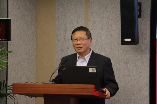  国务院发展研究中心机关服务中心主任、基金会原副秘书长崔昕