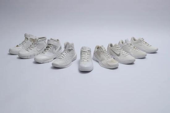 本场“标王”、据称存世仅3套、唯一一套完整的“科比·布莱恩特纯白系列球鞋”