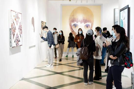 “二十世纪及当代艺术和设计”2020香港秋拍上海预展现场
