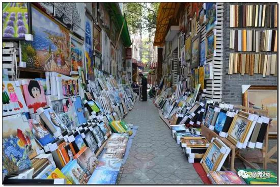 而全世界70%的打火机竟然都来自湖南的这个小小的地方，湖南邵东县。