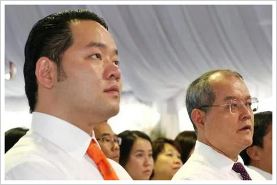 ▲林恩强（右）与其儿子林志明（左）