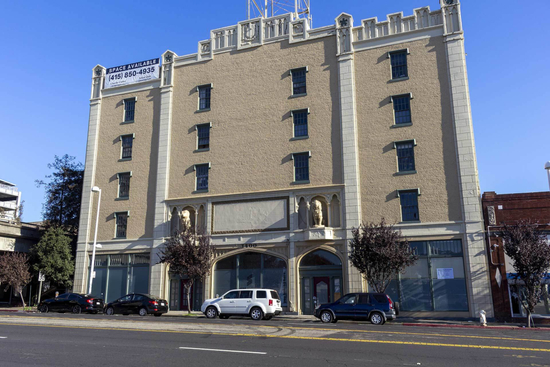 （THE MADE的旧址，在中国大概率会被叫做“社区底商”）