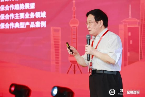 “新国十条”规划提出了到2035年的发展目标，旨在推动保险业实现高质量发展，不仅有助于提升中国保险业的整体竞争力和影响力，也将为国民经济的持续健康发展提供有力支撑。