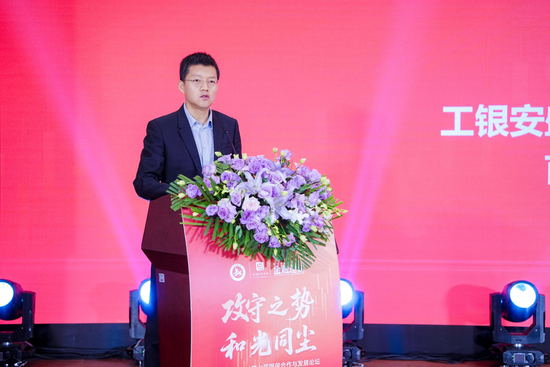 费用竞争的空间被压缩之后，银保渠道靠什么增长，成为行业必须重新回答的问题。
