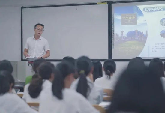 石秋作为过来人介绍自己的经历