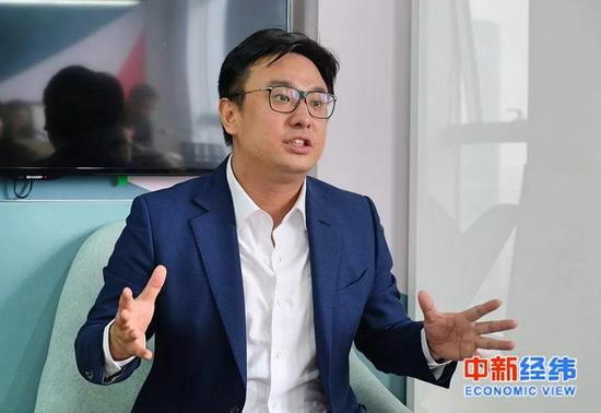饿了么创始人、董事长张旭豪接受采访 中新经纬图